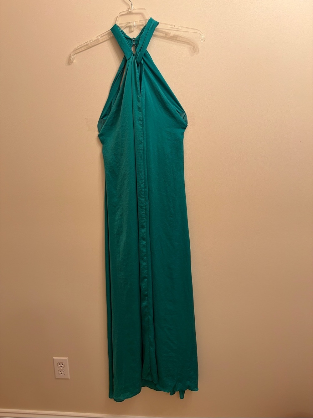 Emerald Green Halter Maxi Dress - Women's Elegant Sleeveless Gown